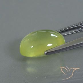 Préhnite Jaune citron léger naturelle ovale, 2.35 ct, Transparent / Translucide