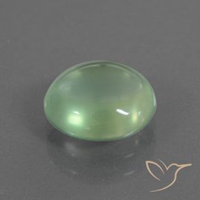 Préhnite Vert clair naturelle ovale, 2.25 ct, Transparent