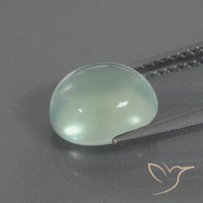 Préhnite Vert sauge très clair naturelle ovale, 2.34 ct, Transparent