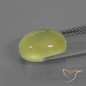 Préhnite Jaune verdâtre clair naturelle ovale, 4.31 ct, Transparent / Translucide