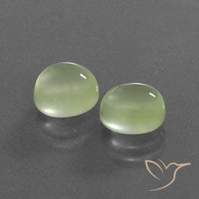 Shop natural 4.00ct Vert pâle Préhnite gems, ovale, from Afrique du Sud at GemSelect. In stock, global shipping!