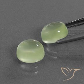 Shop natural 4.00ct Vert pâle Préhnite gems, ovale, from Afrique du Sud at GemSelect. In stock, global shipping!