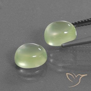 Shop natural 4.64ct Vert poire pâle Préhnite gems, ovale, from Afrique du Sud at GemSelect. In stock, global shipping!