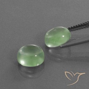 Shop natural 5.50ct Vert poire pâle Préhnite gems, ovale, from Afrique du Sud at GemSelect. In stock, global shipping!