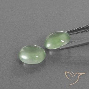 Shop natural 4.16ct Vert jaunâtre Préhnite gems, ovale, from Afrique du Sud at GemSelect. In stock, global shipping!