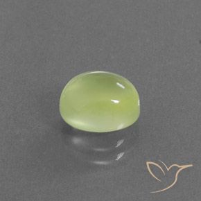 Préhnite Jaune citron léger naturelle ovale, 2.55 ct, Transparent / Translucide
