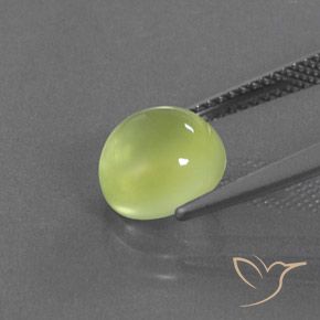 Préhnite Jaune clair naturelle ovale, 2.97 ct, Transparent / Translucide