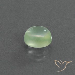 Préhnite Vert jaunâtre léger naturelle ovale, 2.34 ct, Transparent / Translucide