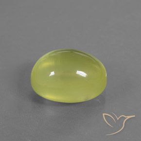 Préhnite Jaune clair naturelle ovale, 5.05 ct, Transparent / Translucide