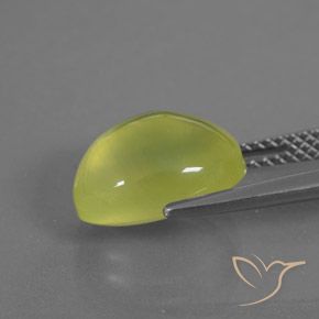 Préhnite Jaune clair naturelle ovale, 5.05 ct, Transparent / Translucide