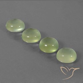 Shop natural 10.32ct Vert moyen Préhnite gems, ovale, from Afrique du Sud at GemSelect. In stock, global shipping!