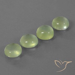 Shop natural 9.12ct Vert moyen Préhnite gems, ovale, from Afrique du Sud at GemSelect. In stock, global shipping!