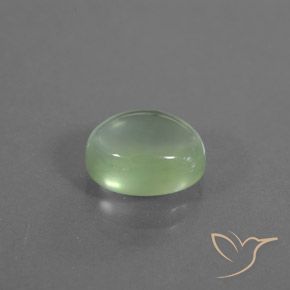Préhnite Vert très clair naturelle ovale, 2.70 ct, Transparent