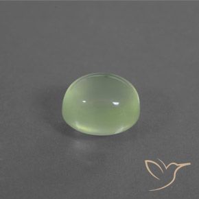 Préhnite Vert moyen naturelle ovale, 2.73 ct, Transparent / Translucide