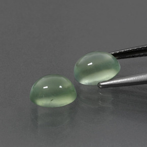Achetez naturel 3,35ct vert préhnite gems, coupe ovale, en provenance afrique du sud chez gemselect. en stock, livraison internationale!