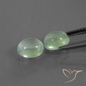 Shop natural 2.78ct Vert jaune léger Préhnite gems, ovale, from Afrique du Sud at GemSelect. In stock, global shipping!