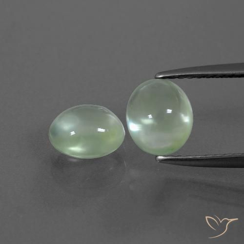 2.65ctw Naturel Vert jaunâtre pâle Préhnite, ovale, Transparent