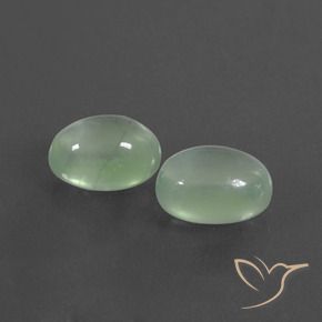 Shop natural 4.12ct Vert jaunâtre pâle Préhnite gems, ovale, from Afrique du Sud at GemSelect. In stock, global shipping!