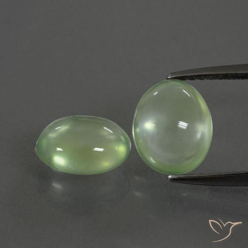 3.94ctw Naturel Vert moyen Préhnite, ovale, Transparent