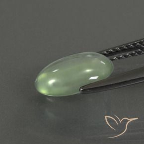 Préhnite Vert clair naturelle ovale, 2.06 ct, Transparent