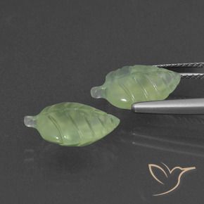 Shop natural 7.90ct Vert jaunâtre Préhnite gems, Fantaisie, from Afrique du Sud at GemSelect. In stock, global shipping!