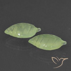Shop natural 12.86ct Vert poire pâle Préhnite gems, Fantaisie, from Afrique du Sud at GemSelect. In stock, global shipping!