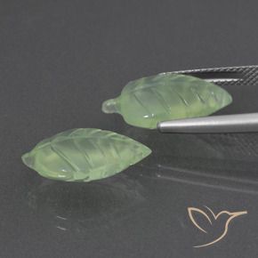 Shop natural 11.85ct Vert poire pâle Préhnite gems, Fantaisie, from Afrique du Sud at GemSelect. In stock, global shipping!