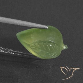 Préhnite Vert chaud naturelle Fantaisie, 6.02 ct, Translucide