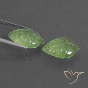 Shop natural 11.03ct Vert moyen Préhnite gems, Fantaisie, from Afrique du Sud at GemSelect. In stock, global shipping!