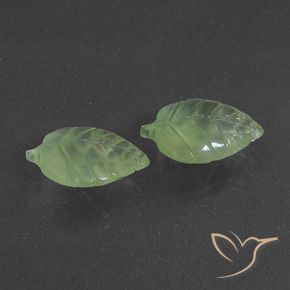 Shop natural 14.77ct Vert moyen Préhnite gems, Fantaisie, from Afrique du Sud at GemSelect. In stock, global shipping!