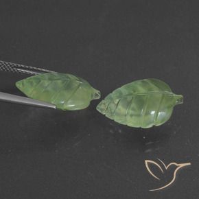 Shop natural 14.77ct Vert moyen Préhnite gems, Fantaisie, from Afrique du Sud at GemSelect. In stock, global shipping!