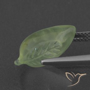 Préhnite Vert poire pâle naturelle Fantaisie, 7.94 ct, Translucide