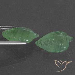 Shop natural 13.00ct Vert frais Préhnite gems, Fantaisie, from Afrique du Sud at GemSelect. In stock, global shipping!