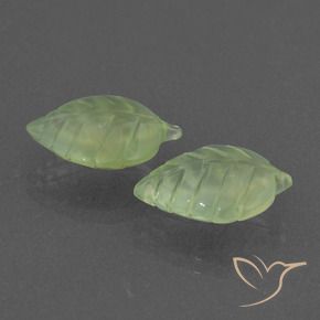 Shop natural 10.55ct Vert moyen Préhnite gems, Fantaisie, from Afrique du Sud at GemSelect. In stock, global shipping!