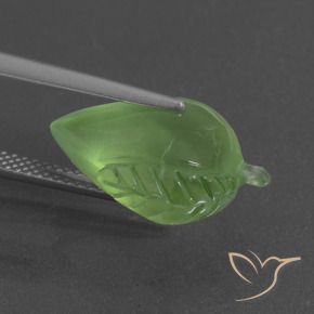 Préhnite vert naturelle forme fantaisie, 9,18 ct, translucide