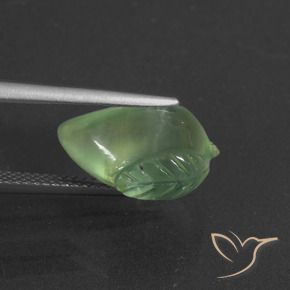 Préhnite Vert poire naturelle Fantaisie, 7.74 ct, Translucide