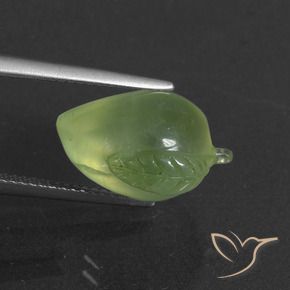Préhnite Vert jaunâtre naturelle Fantaisie, 10.44 ct, Translucide