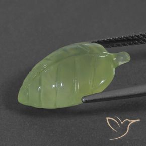Préhnite Vert jaunâtre naturelle Fantaisie, 7.71 ct, Translucide