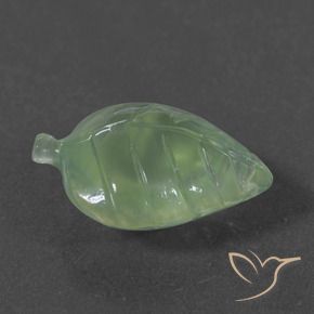 Préhnite Vert chaud naturelle Fantaisie, 7.28 ct, Translucide