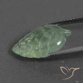 Préhnite Vert chaud naturelle Fantaisie, 5.11 ct, Translucide