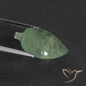 Préhnite Vert chaud naturelle Fantaisie, 5.62 ct, Translucide