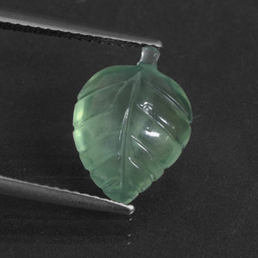 Préhnite vert naturelle forme fantaisie, 4,48 ct, translucide