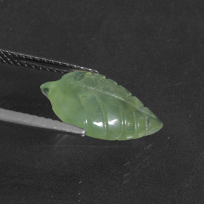 Préhnite vert naturelle forme fantaisie, 4,34 ct, translucide