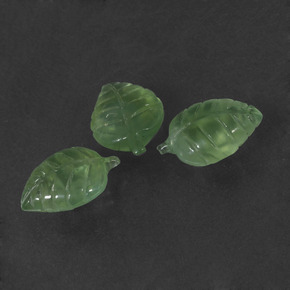 Achetez naturel ct Vert Prehnite gems, Forme fantaisie, En provenance Afrique du Sud chez GemSelect. En stock, livraison internationale!