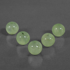 Achetez naturel 47,79ct vert préhnite gems, sphère / boule, en provenance afrique du sud chez gemselect. en stock, livraison internationale!
