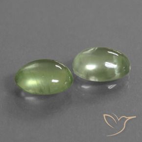 Shop natural 2.85ct Vert clair Préhnite gems, ovale, from Afrique du Sud at GemSelect. In stock, global shipping!