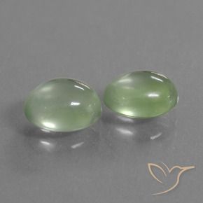 Shop natural 3.79ct Vert chaud Préhnite gems, ovale, from Afrique du Sud at GemSelect. In stock, global shipping!