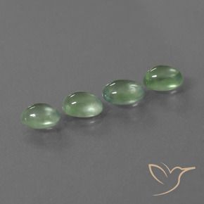Shop natural 4.14ct Vert jaune léger Préhnite gems, ovale, from Afrique du Sud at GemSelect. In stock, global shipping!