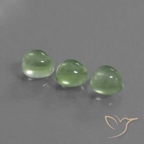 Shop natural 3.59ct Vert lime pâle Préhnite gems, Tour, from Afrique du Sud at GemSelect. In stock, global shipping!