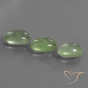 Shop natural 4.67ct Vert jaunâtre Préhnite gems, ovale, from Afrique du Sud at GemSelect. In stock, global shipping!